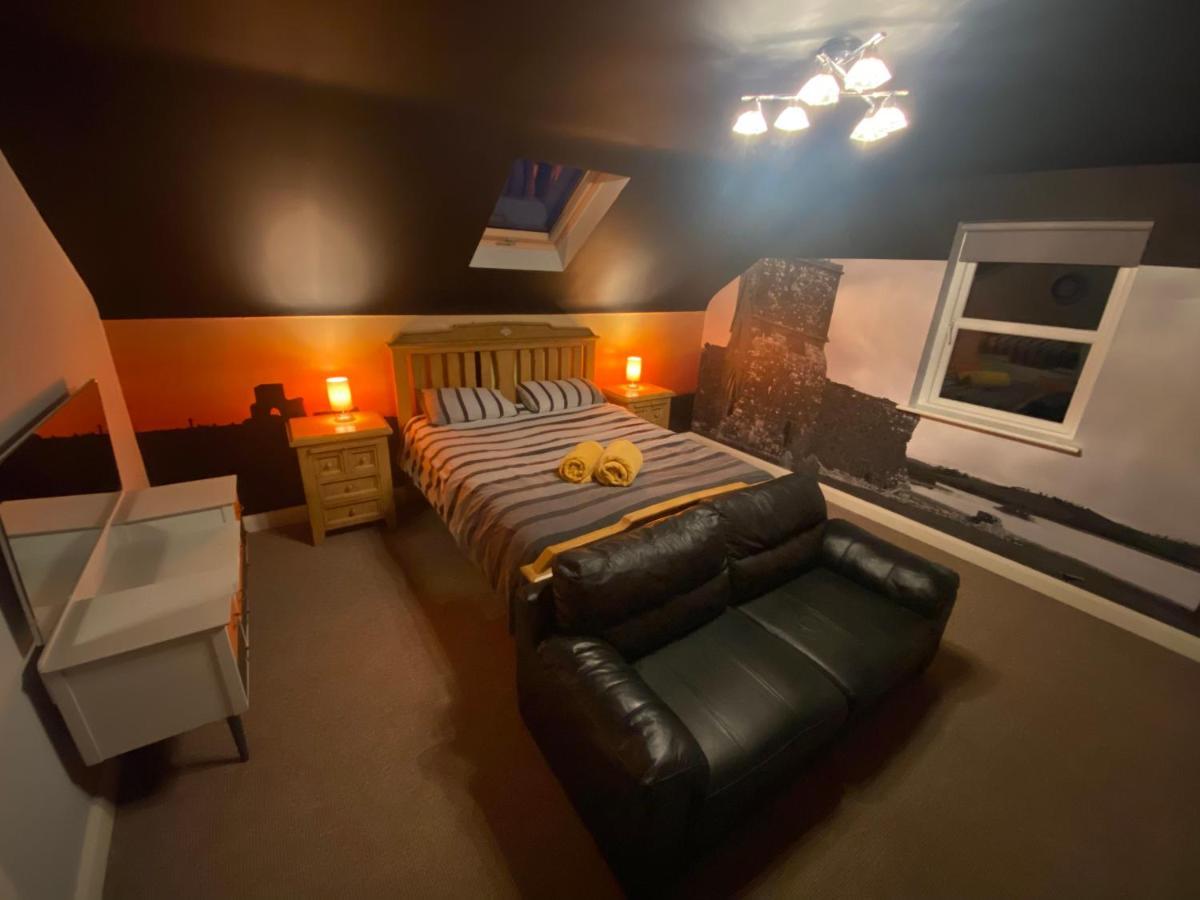 Sleeps 12 Hot Tub Sauna Cinema Pets Welcome Enniskillen Luaran gambar