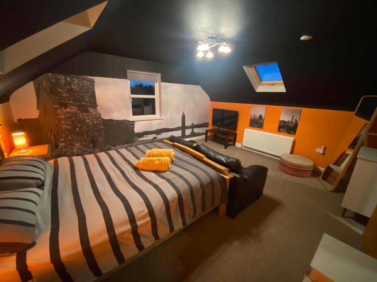 Sleeps 12 Hot Tub Sauna Cinema Pets Welcome Enniskillen Luaran gambar