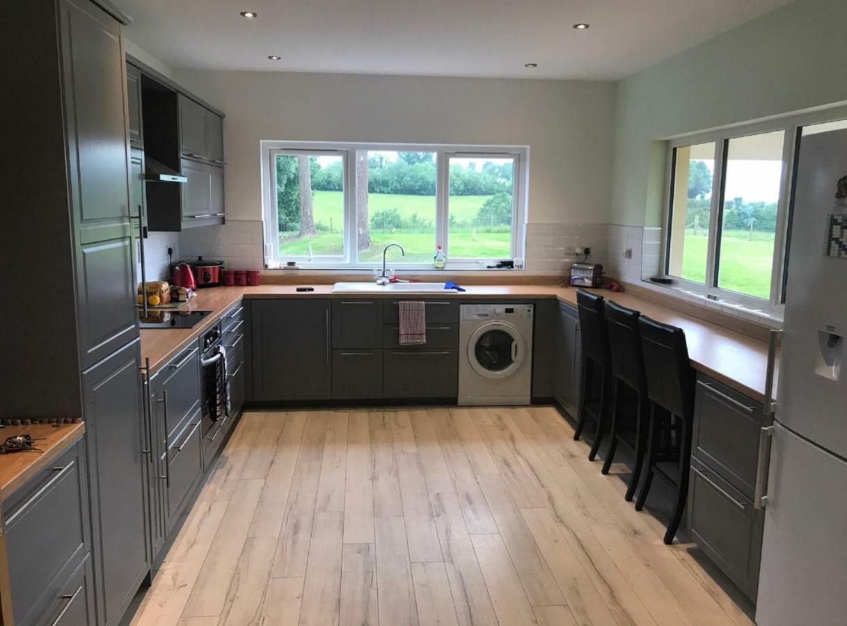 Sleeps 12 Hot Tub Sauna Cinema Pets Welcome Enniskillen Luaran gambar
