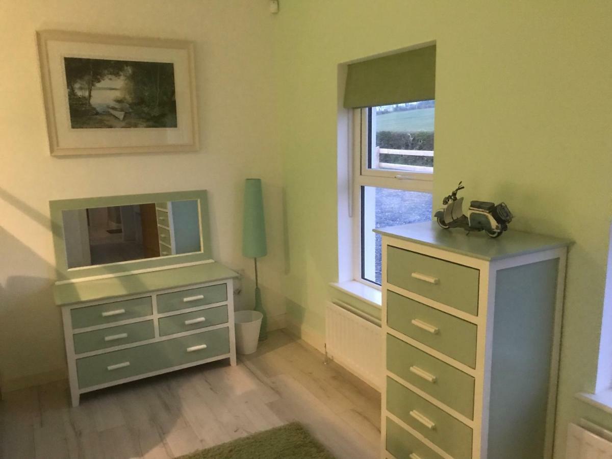 Sleeps 12 Hot Tub Sauna Cinema Pets Welcome Enniskillen Luaran gambar